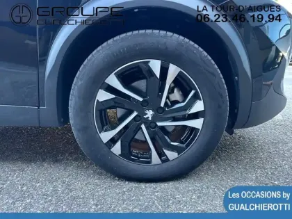Photo 13 Peugeot 2008  e- 136ch Allure