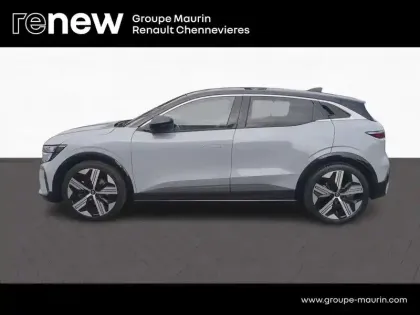 Photo 7 Renault Megane  E-Tech Electric EV60 220ch Iconic super charge