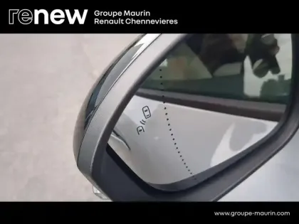 Photo 8 Renault Megane  E-Tech Electric EV60 220ch Iconic super charge
