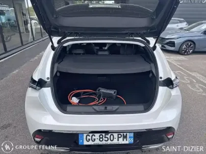 Photo 5 Peugeot 308  PHEV 180ch Allure e-EAT8