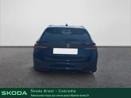 Photo 5 Skoda Octavia  Combi 1.5 TSI ACT Hybrid 150ch Sportline DSG7