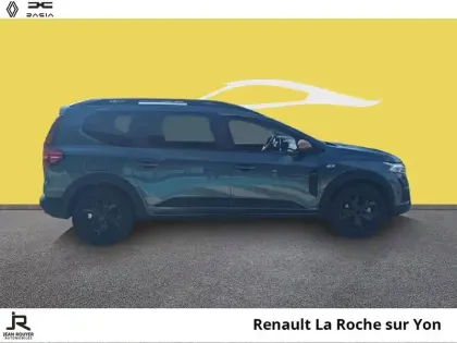 Photo 12 Dacia Jogger  1.6 hybrid 140ch Extreme 7 places -24