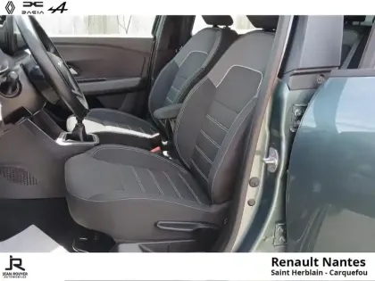 Photo 10 Dacia Sandero  1.0 TCe 90ch Journey - Pack Navigation