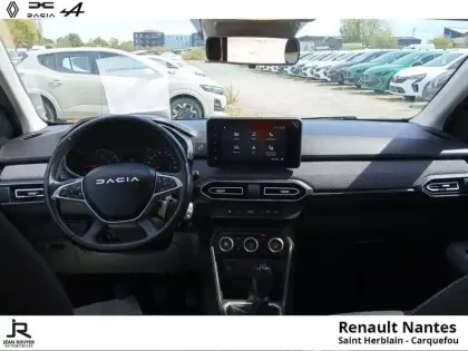 Photo 9 Dacia Sandero  1.0 TCe 90ch Journey - Pack Navigation