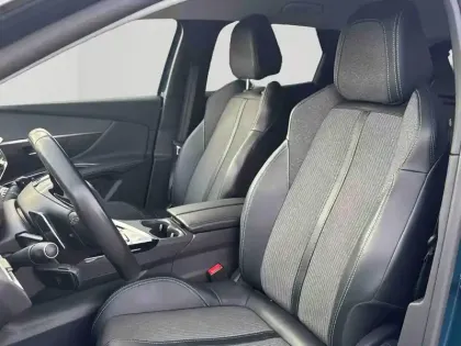 Photo 10 Peugeot 3008  HYBRID 225ch Allure Pack e-EAT8