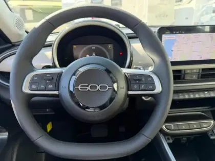 Photo 9 Fiat 600  1.2 Hybrid Turbo 145ch Pack Confort & Style eDCT6