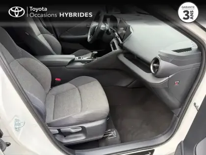 Photo 5 Toyota C-HR  1.8 Hybride 140ch Graphic MY26