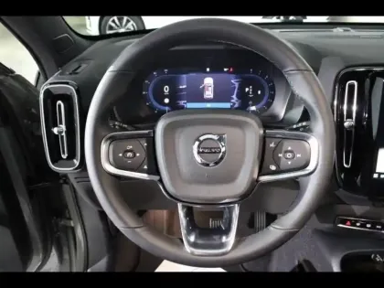Photo 8 Volvo XC40  B3 163ch Lounge Edition DCT 7