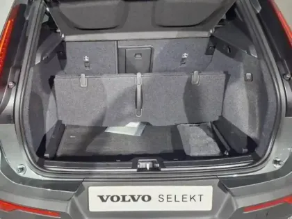 Photo 14 Volvo XC40  B3 163ch Lounge Edition DCT 7