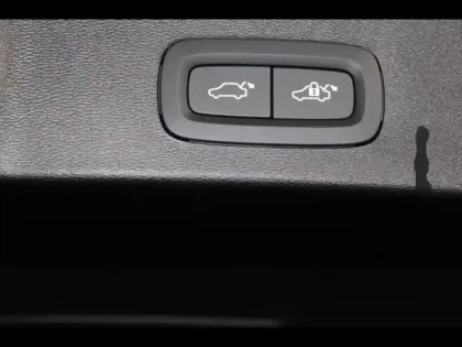 Photo 6 Volvo XC40  B3 163ch Lounge Edition DCT 7