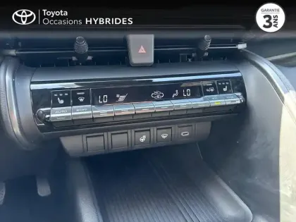 Photo 14 Toyota C-HR  2.0 Hybride 200ch Design NG23