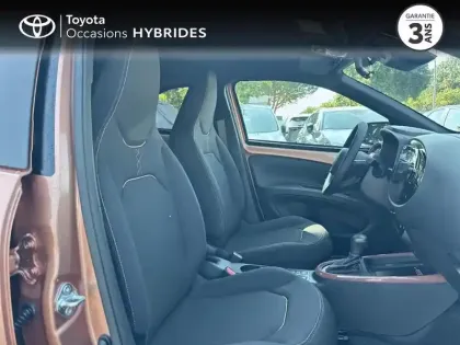 Photo 5 Toyota Aygo X  116h Graphic