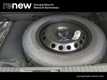 Photo 8 Renault Captur  1.6 E-Tech hybride 145ch Techno Fast Track
