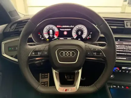 Photo 14 Audi Q3  35 TFSI 150ch S line plus S tronic 7