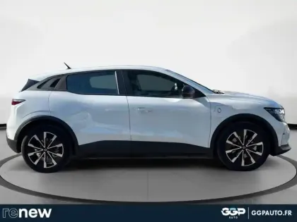 Photo 5 Renault Megane  E-Tech Electric EV60 130ch Evolution ER super charge -C