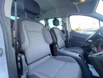 Photo 18 Citroën Berlingo Multispace II PureTech 110 S&S BVM Shine