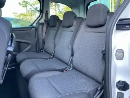 Photo 13 Citroën Berlingo Multispace II PureTech 110 S&S BVM Shine