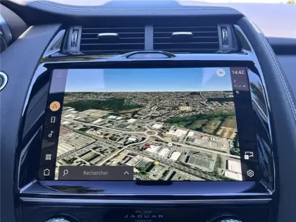 Photo 12 Jaguar E-Pace P300E CH PHEV AWD BVA