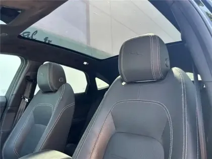 Photo 22 Jaguar E-Pace P300E CH PHEV AWD BVA