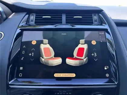 Photo 15 Jaguar E-Pace P300E CH PHEV AWD BVA