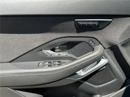 Photo 20 Jaguar E-Pace P300E CH PHEV AWD BVA