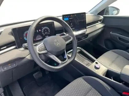 Photo 8 Volkswagen T-roc FL NOUVEAU NF 1.5 ETSI HYBRID 116CH D