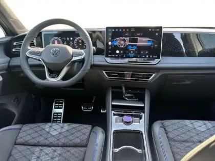 Photo 7 Volkswagen Tiguan NOUVEAU 2.0 TDI 150CH DSG7 R LINE