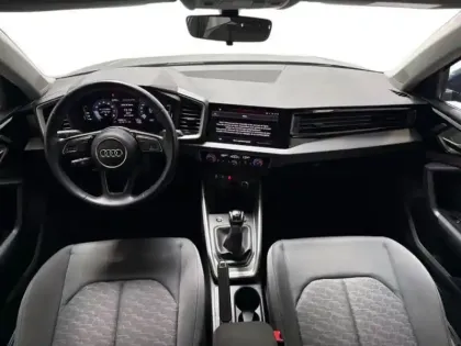 Photo 5 Audi A1 25 TFSI 95 ch BVM5 Advanced