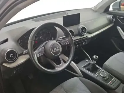 Photo 8 Audi Q2 35 TFSI COD 150 BVM6 Design