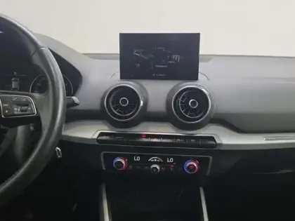 Photo 9 Audi Q2 35 TFSI COD 150 BVM6 Design