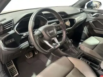 Photo 8 Audi Q3 35 TDI 150 ch S tronic 7 S line