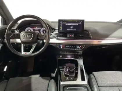 Photo 7 Audi Q5 55 TFSIe 367 S tronic 7 Quattro S line