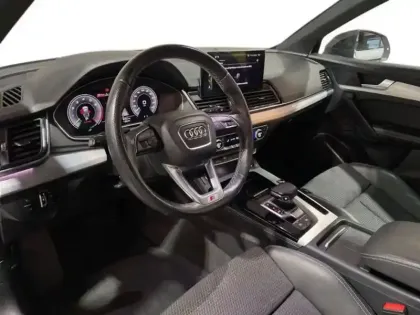 Photo 8 Audi Q5 55 TFSIe 367 S tronic 7 Quattro S line