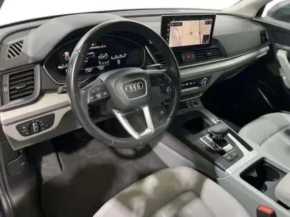 Photo 8 Audi Q5 40 TDI 204 S tronic 7 Quattro Business Executive
