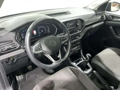 Photo 8 Volkswagen T-cross 1.0 TSI 110 Start/Stop BVM6 Style