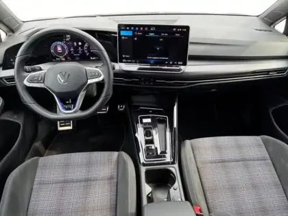 Photo 7 Volkswagen Golf 1.5 eHybrid 272 DSG6 GTE