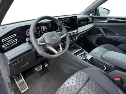Photo 8 Volkswagen Tiguan NOUVEAU 1.5 ETSI 150CH DSG7 R LIN