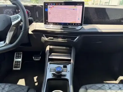 Photo 9 Volkswagen Tiguan NOUVEAU 1.5 ETSI 150CH DSG7 R LIN