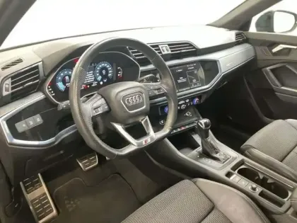 Photo 8 Audi Q3 35 TFSI 150 ch S tronic 7 S line