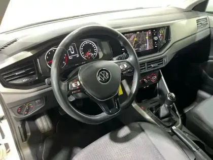 Photo 8 Volkswagen Polo BUSINESS 1.0 TSI 95 S&S BVM5 Lounge