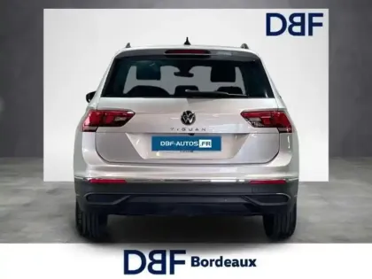 Photo 12 Volkswagen Tiguan 2.0 TDI 150ch DSG7 Life Plus