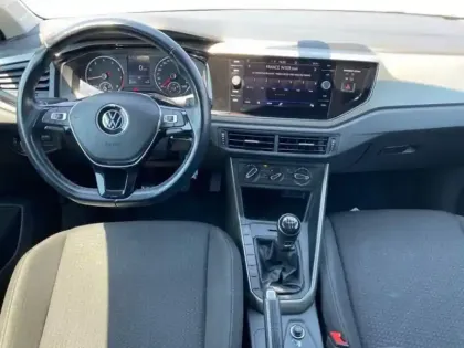 Photo 7 Volkswagen Polo BUSINESS 1.0 80 S&S BVM5 Lounge