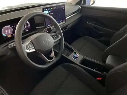 Photo 8 Volkswagen T-roc FL NOUVEAU NF 1.5 ETSI HYBRID 116CH D