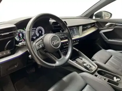 Photo 8 Audi A3 40 TFSIe 204 S tronic 6 Design Luxe