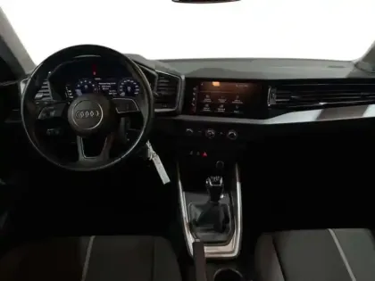 Photo 7 Audi A1 25 TFSI 95 ch BVM5 Design