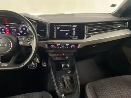 Photo 9 Audi A1 25 TFSI 95 ch S tronic 7 S line