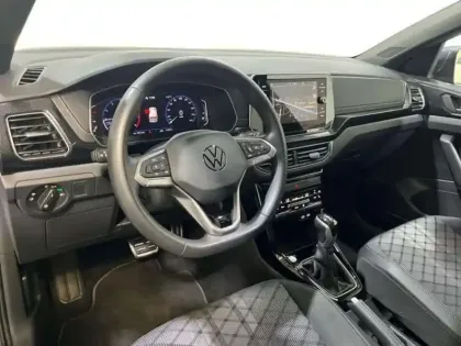 Photo 8 Volkswagen T-cross 1.0 TSI 116 Start/Stop DSG7 R-Line Edition