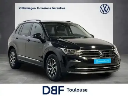 Photo 15 Volkswagen Tiguan 2.0 TDI 150ch DSG7 Life Plus