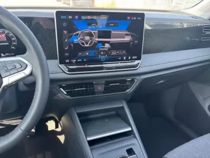 Photo 9 Volkswagen Tiguan NOUVEAU 1.5 EHYBRID 204CH DSG6 LI