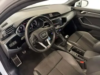 Photo 8 Audi Q3 35 TFSI 150 ch S line